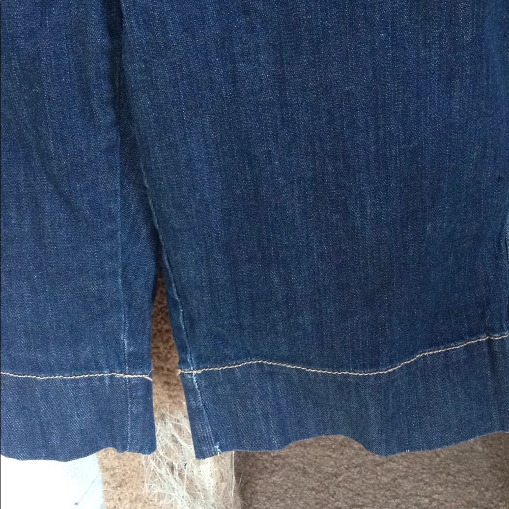 Madison Capris! 👖 - Picture 4 of 4